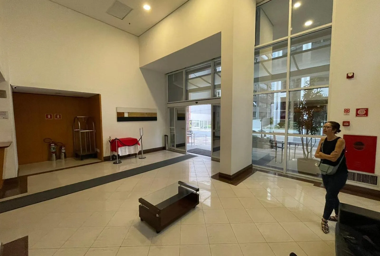 Daire Proximo Metro Paulista, Piscina, Sauna, Academia Sao Paulo